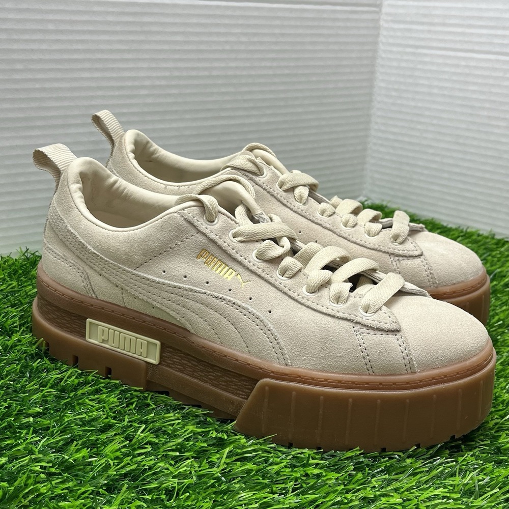 Puma Mayze Alpine Snow Cream Brushed Suede Platform Sneaker Size 7.5 Athleisure